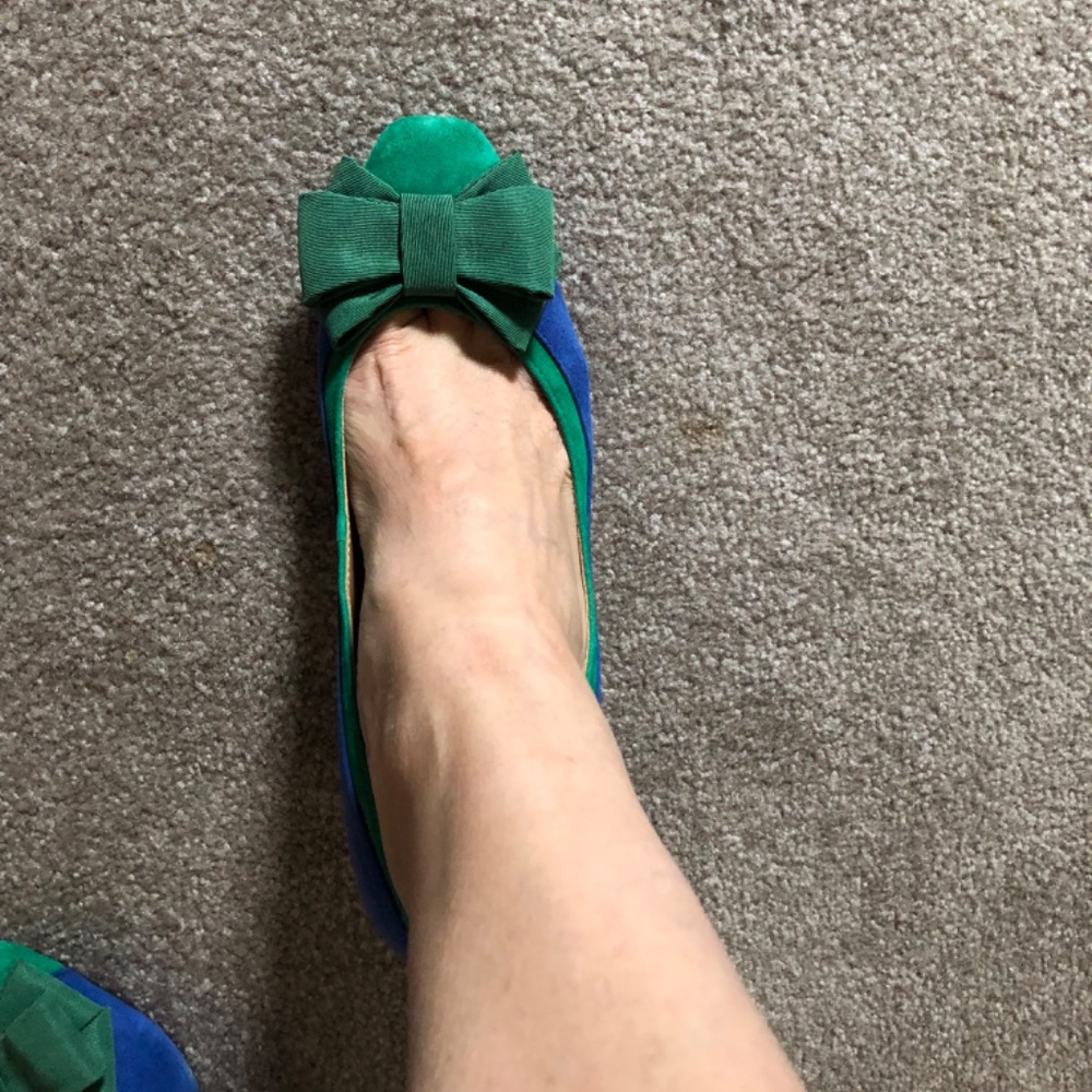 Color Block Pumps - Picture 2 of 10
